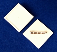 6419607 - KNORR Brooch Square 