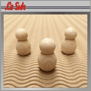442600 - Wooden figure cones 